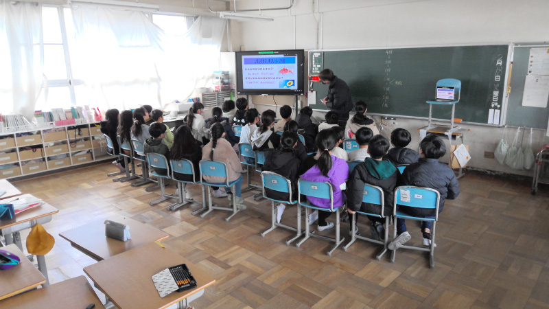 写真：沖縄北海道の小学生との交流授業　２回目